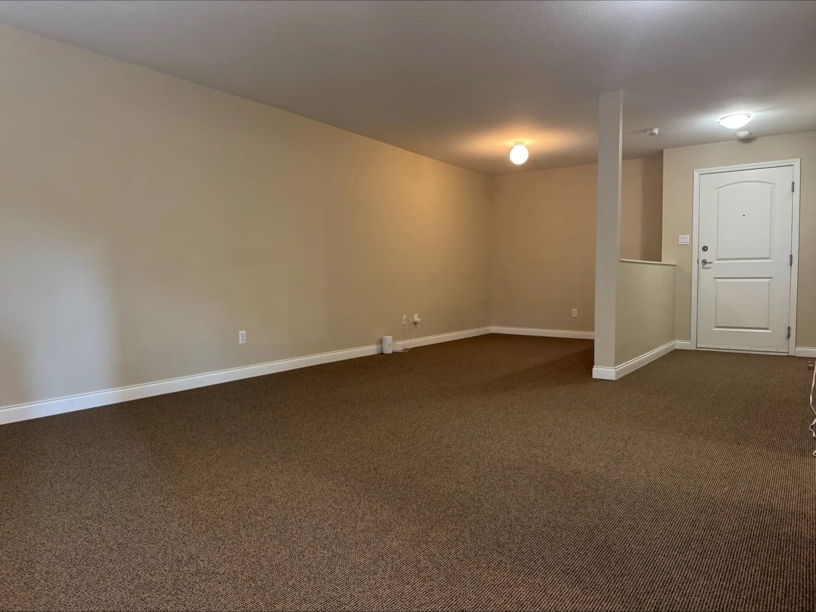 whole interior2