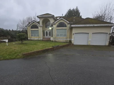 Exterior of 17304 96 Avenue