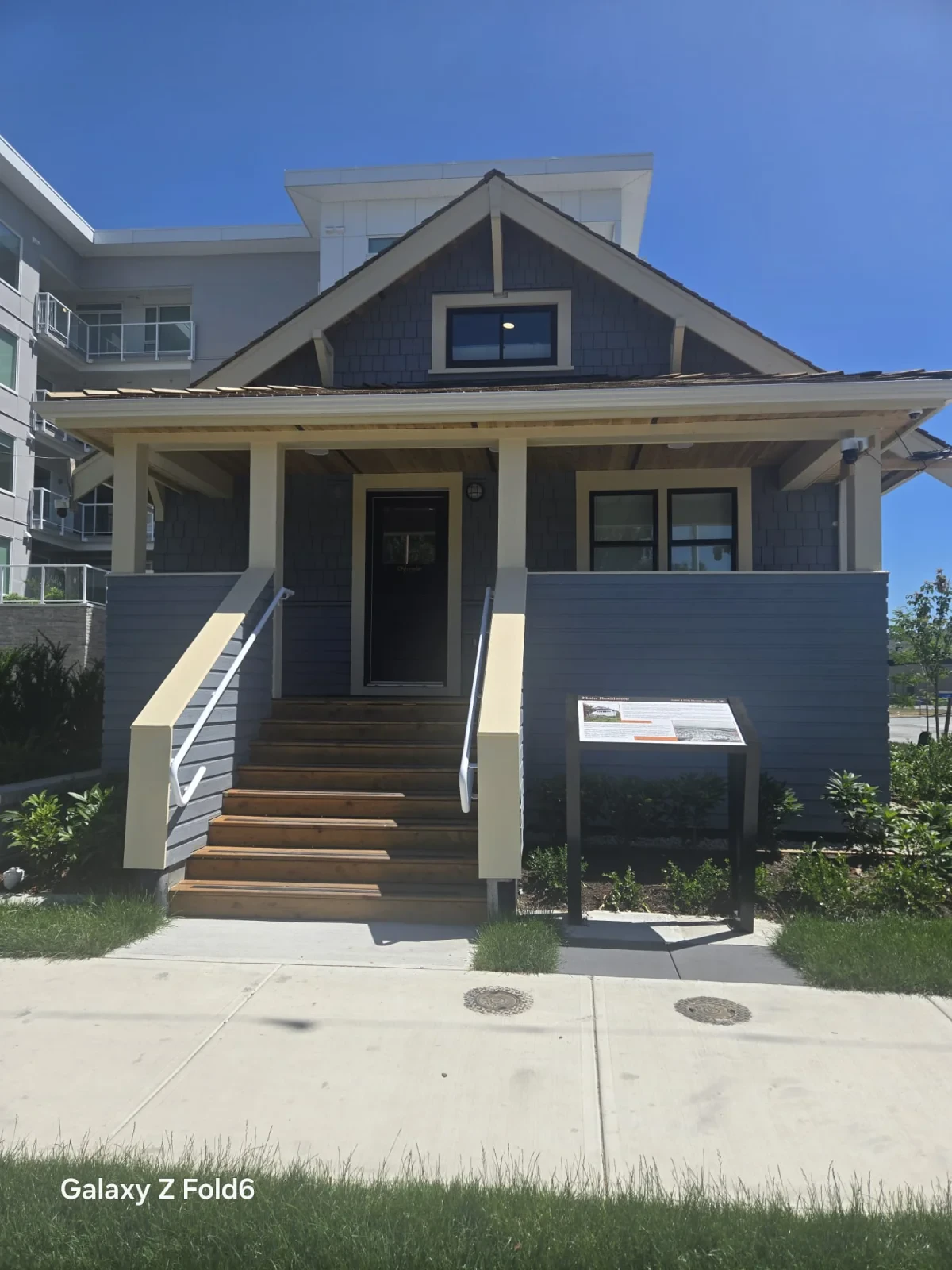 Front 1